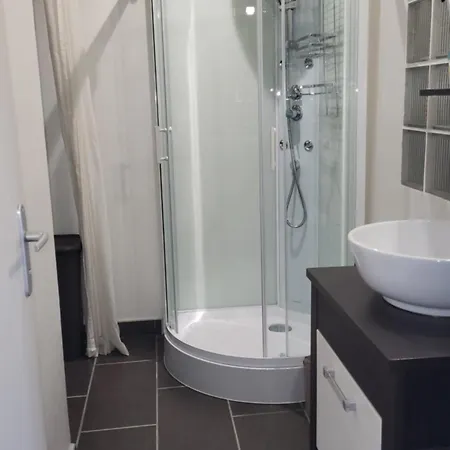 La Petite Maison De Barousse Сasa de vacaciones Saléchan